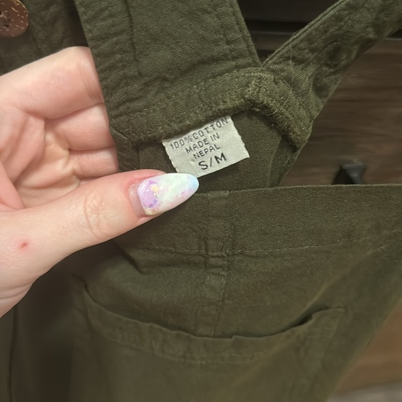 Overall shorts - Picture 4 of 4